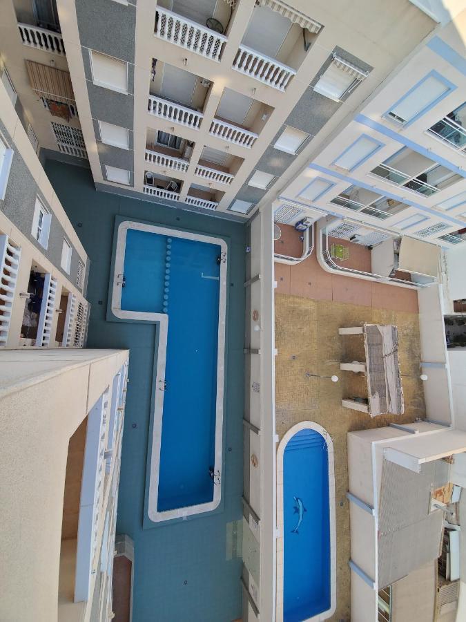 Appartement Proche Plage Avec Piscine En Centre Ville تورّيفيِخا المظهر الخارجي الصورة